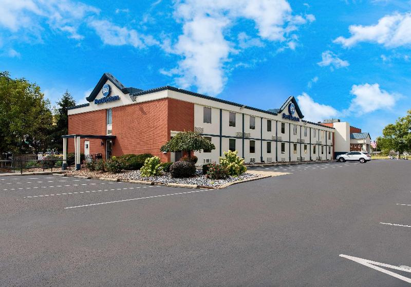 Best Western Adena Inn image