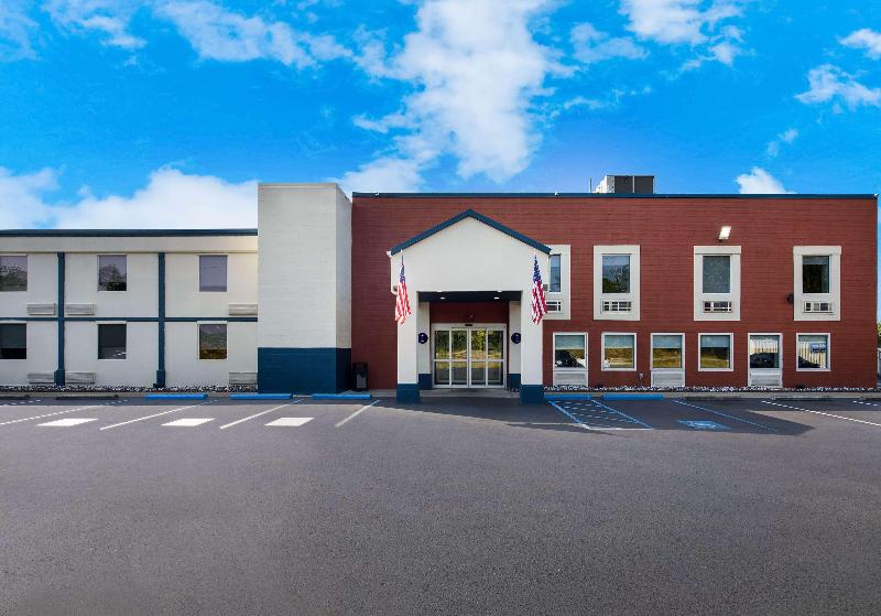Best Western Adena Inn image