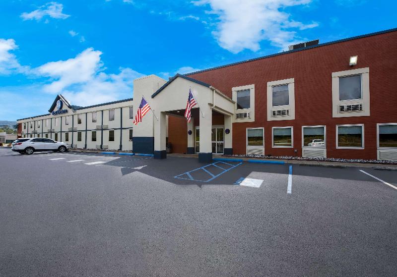 Best Western Adena Inn image