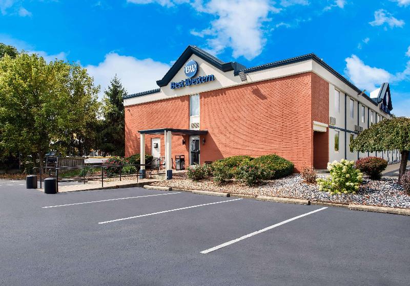Best Western Adena Inn image