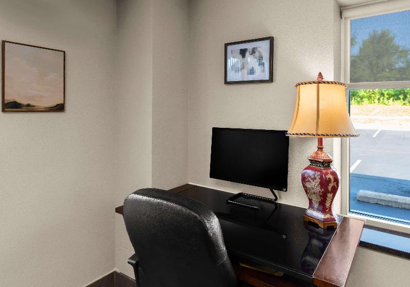 Best Western Adena Inn image