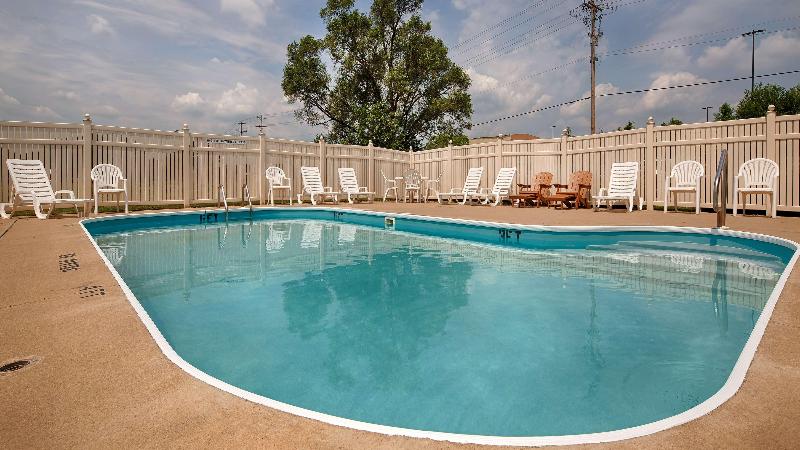 Best Western Adena Inn image