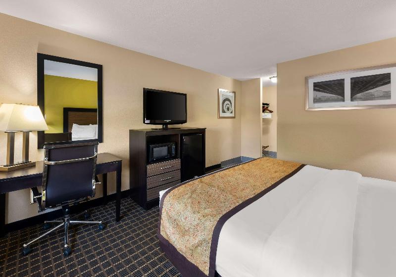 Best Western Adena Inn image