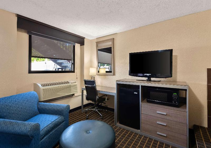 Best Western Adena Inn image