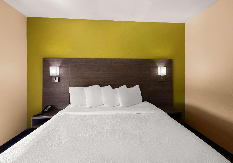 Best Western Adena Inn image