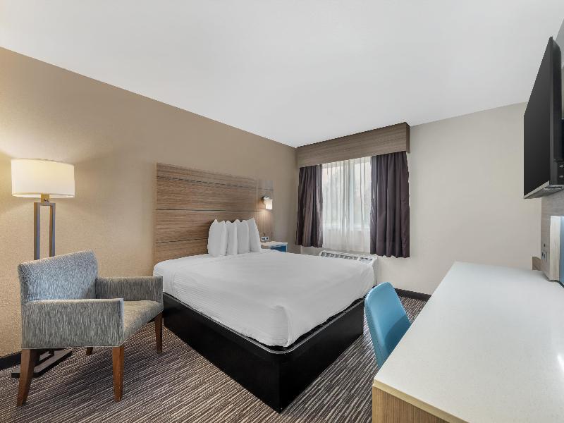 Best Western Port Columbus image