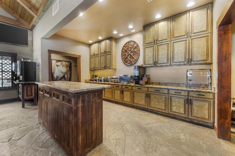 Best Western Plus Weatherford image