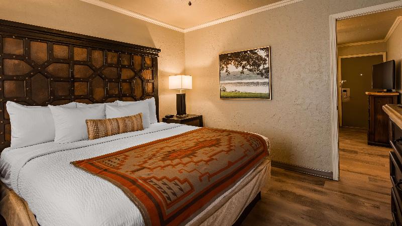 Best Western Plus Weatherford image