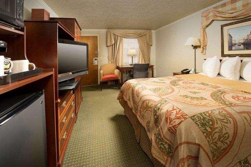 Best Western Plus Weatherford image