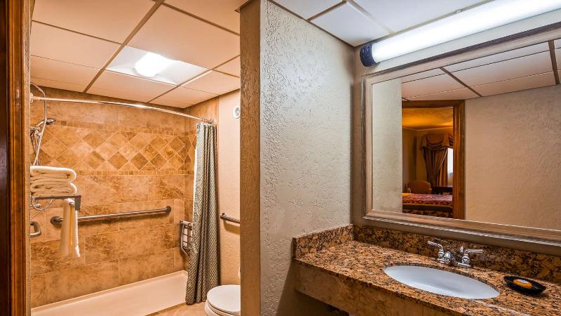 Best Western Plus Weatherford image