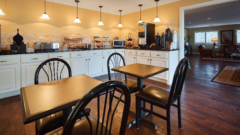 Best Western Inn of McAlester image