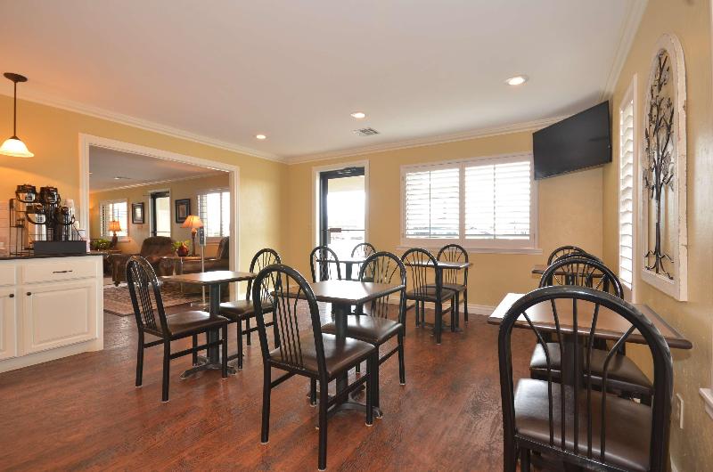 Best Western Inn of McAlester image