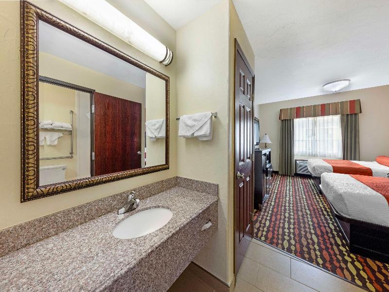Best Western Greentree Inn & Suites image