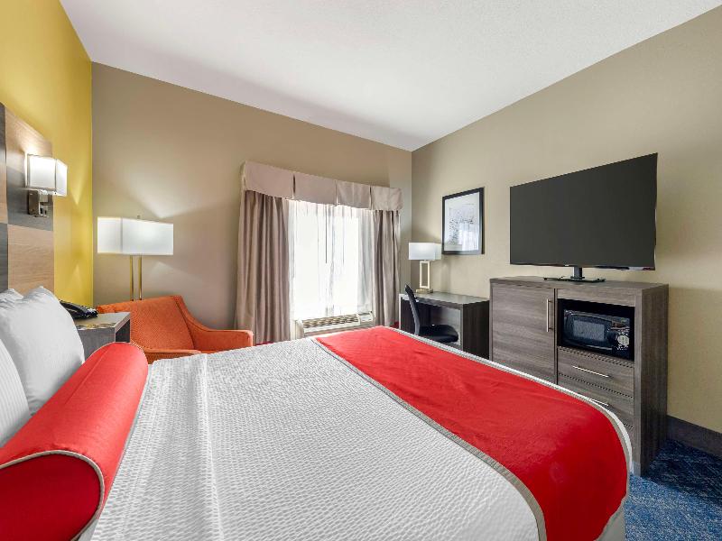 Best Western Plus Midwest City Inn & Suites image