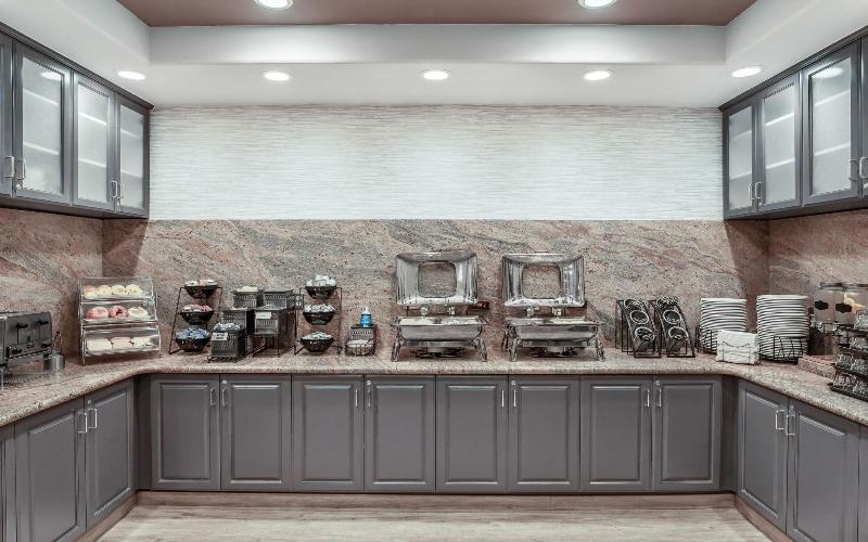 Beachfront Inn image