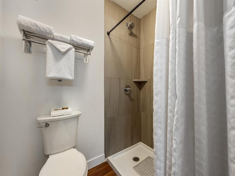 Best Western Plus Columbia River Inn image