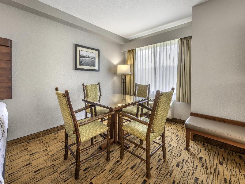 Best Western Plus Columbia River Inn image