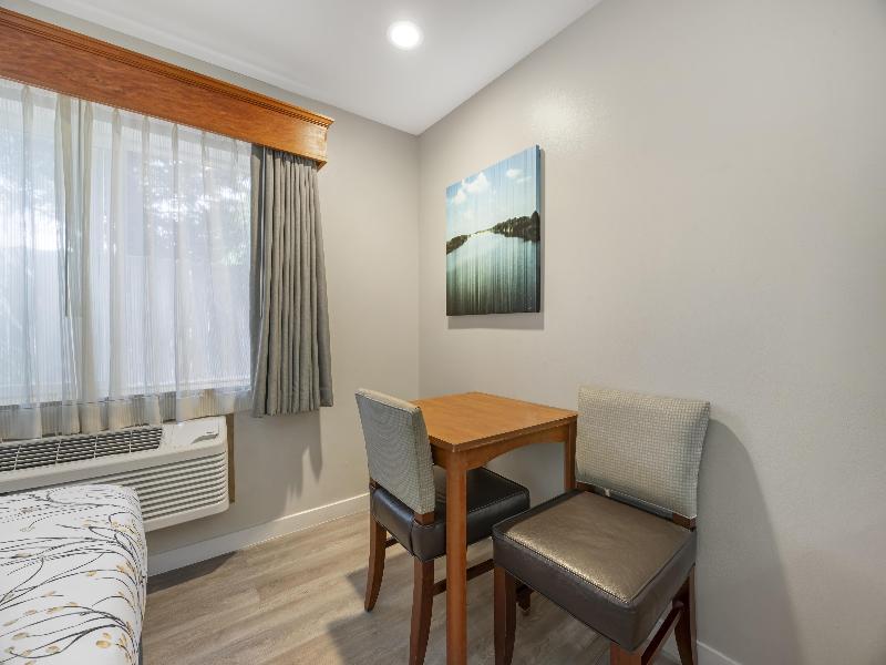 Best Western Newberg Inn image