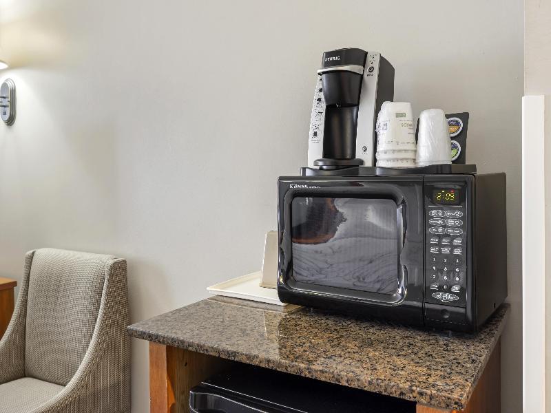Best Western Newberg Inn image