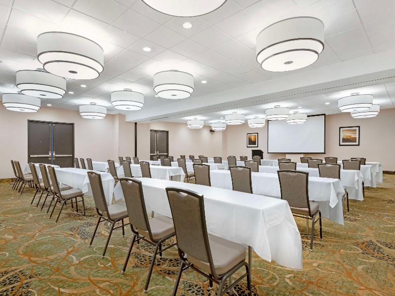Best Western Plus Agate Beach Inn image