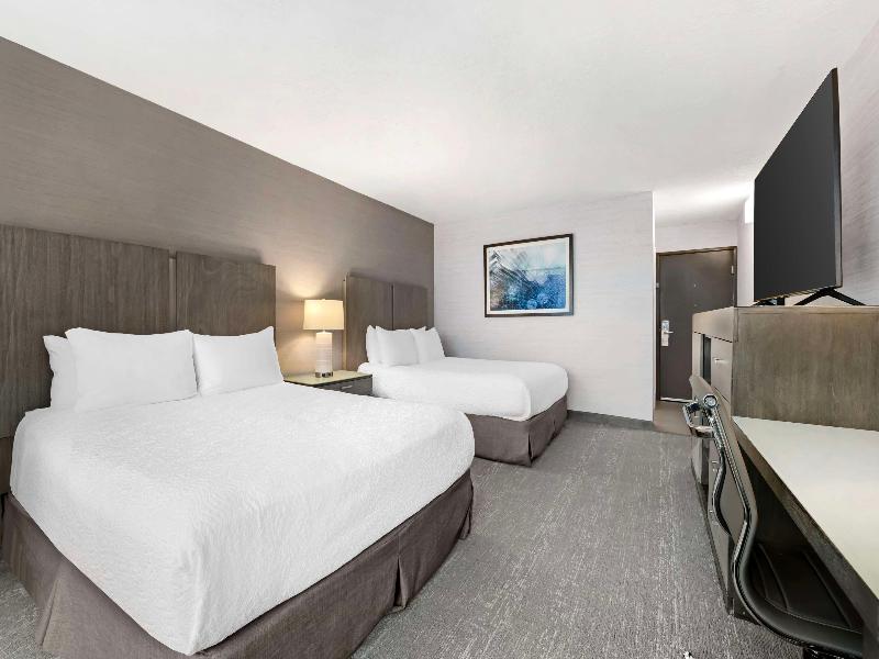 Best Western Plus Agate Beach Inn image
