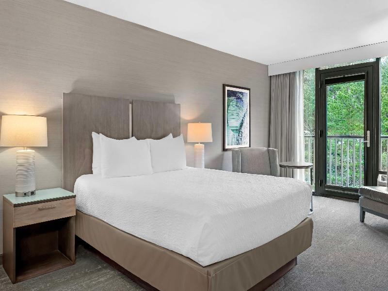 Best Western Plus Agate Beach Inn image