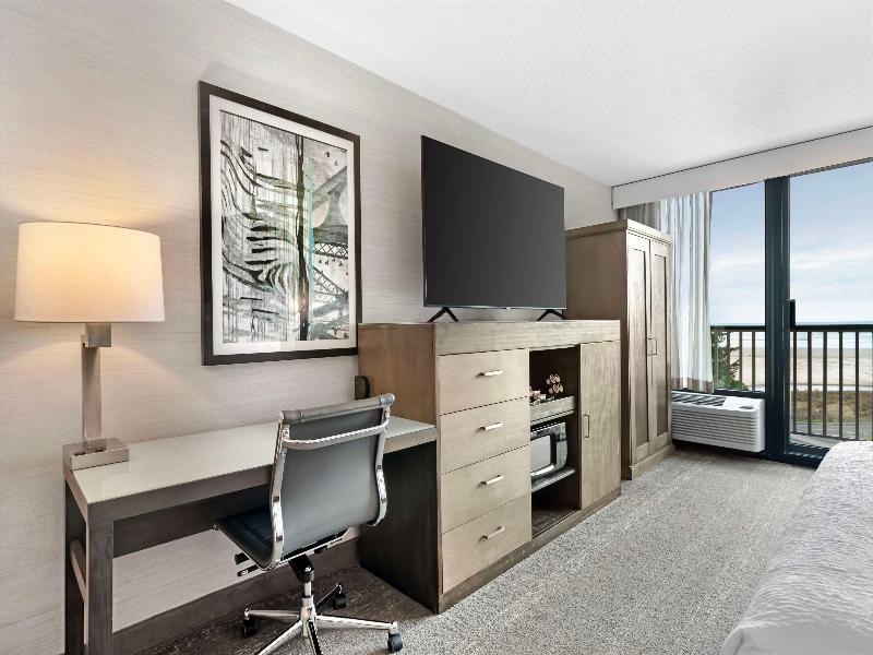 Best Western Plus Agate Beach Inn image