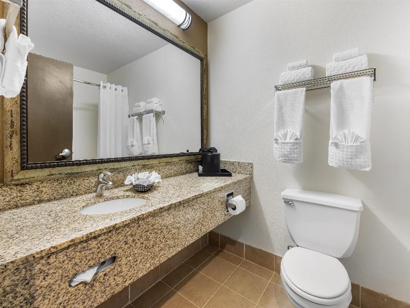 Best Western Woodburn image