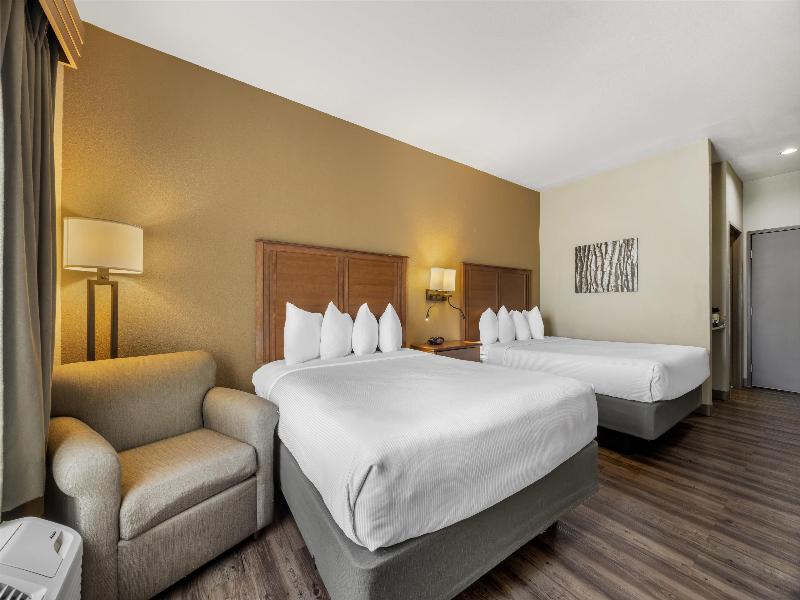 Best Western Woodburn image