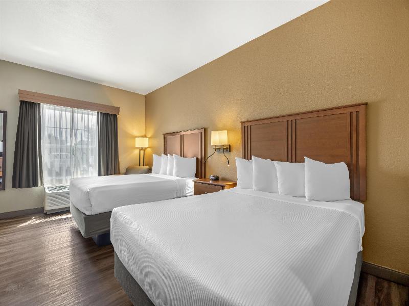 Best Western Woodburn image