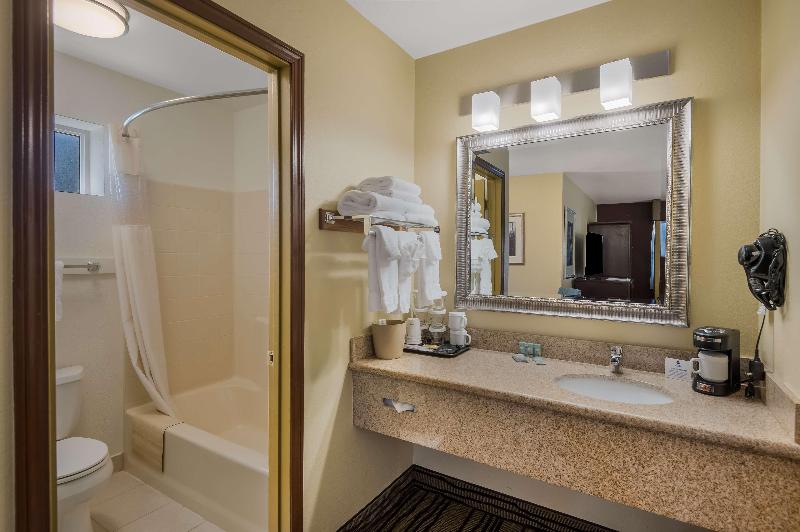Best Western Cottage Grove Inn image