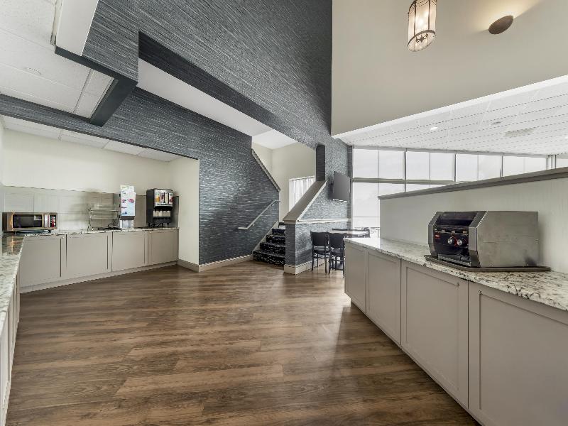 Best Western Plus Revere Inn & Suites image