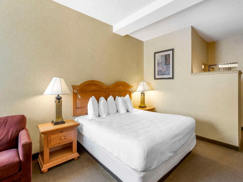 Best Western Plus Revere Inn & Suites image
