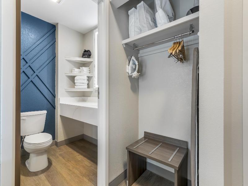 Best Western Plus Revere Inn & Suites image