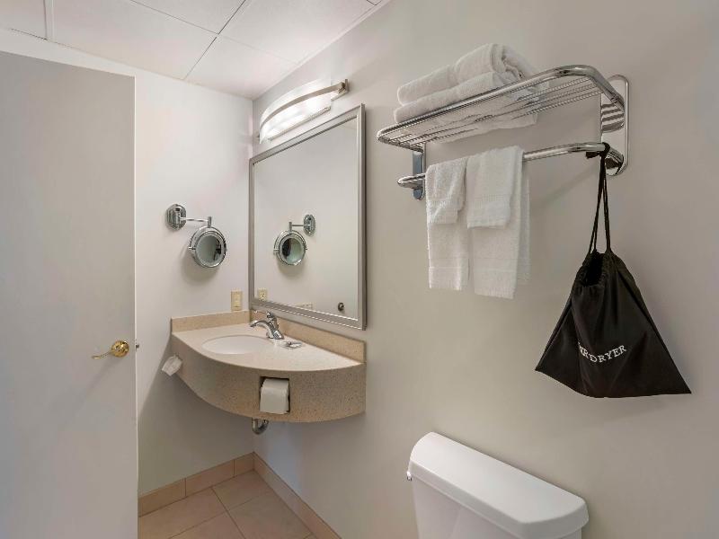 Suite1KingBedNonSmokingUpstairsSofabedSittingAreaMicrowaveAndRefrigeratorWiFiFullBreakfast