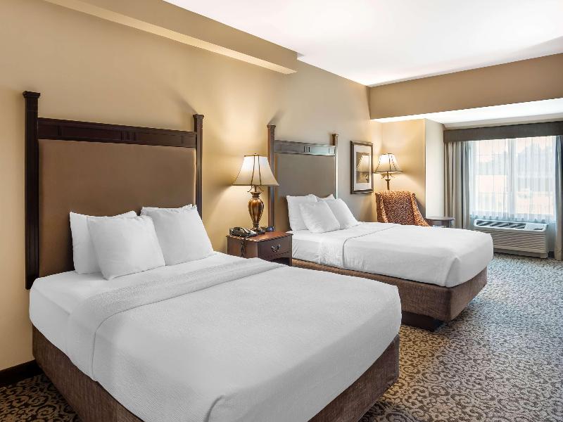 Best Western Plus Intercourse Village Inn & Suites image
