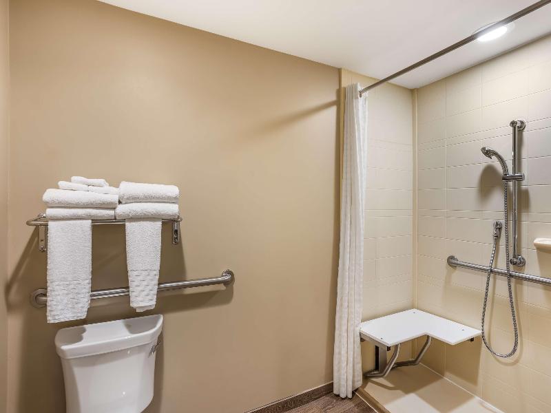 Best Western Plus Intercourse Village Inn & Suites image