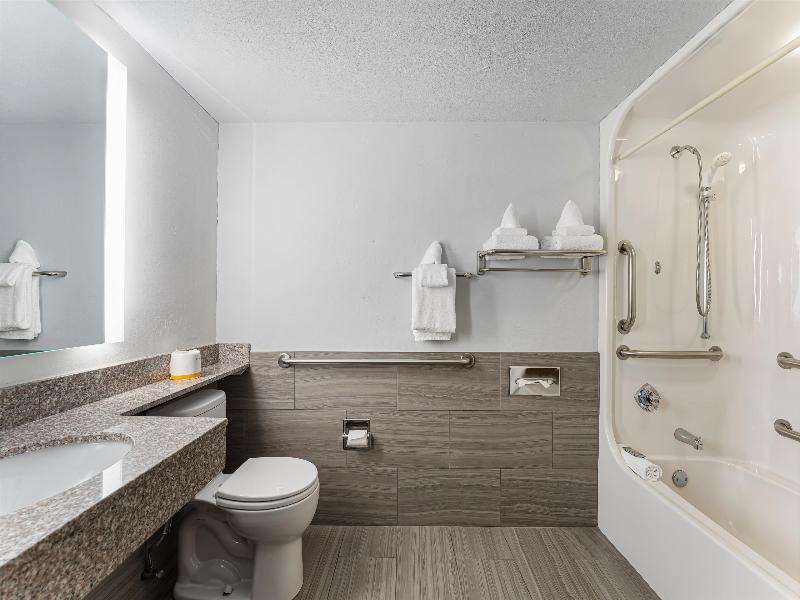 Best Western Garden Inn image