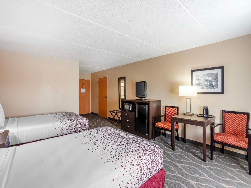 Best Western Inn at Blakeslee-Pocono image