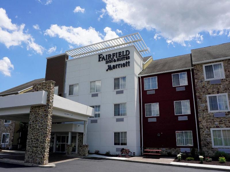 Fairfield Inn Suites Lebanon Valley image