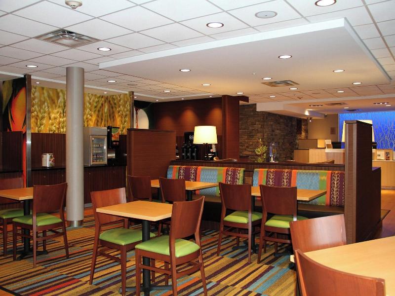 Fairfield Inn Suites Lebanon Valley image