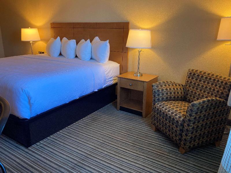 Best Western Plus Reading Inn & Suites image