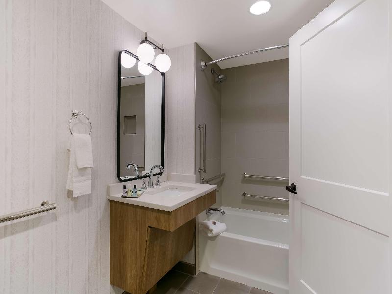 Best Western Premier The Central Hotel & Conferenc image