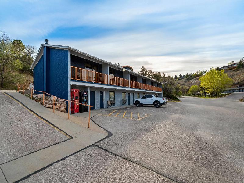Travelodge by Wyndham Rapid City — general view