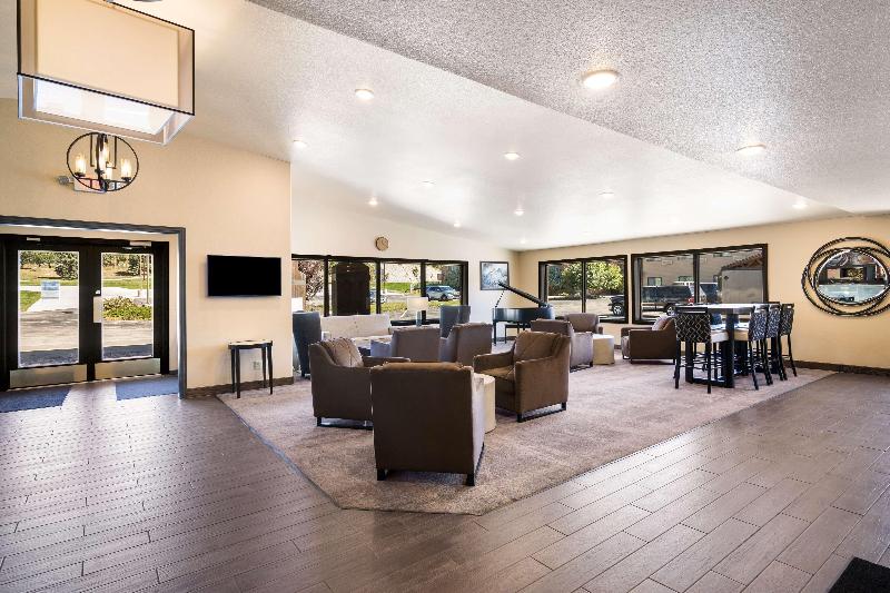 Best Western Golden Spike Inn & Suites image