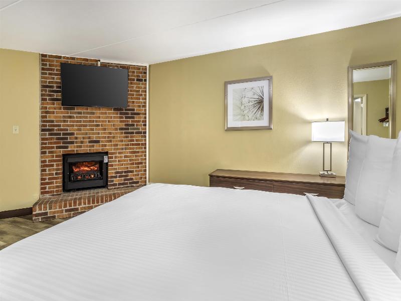 Best Western Plaza Inn image