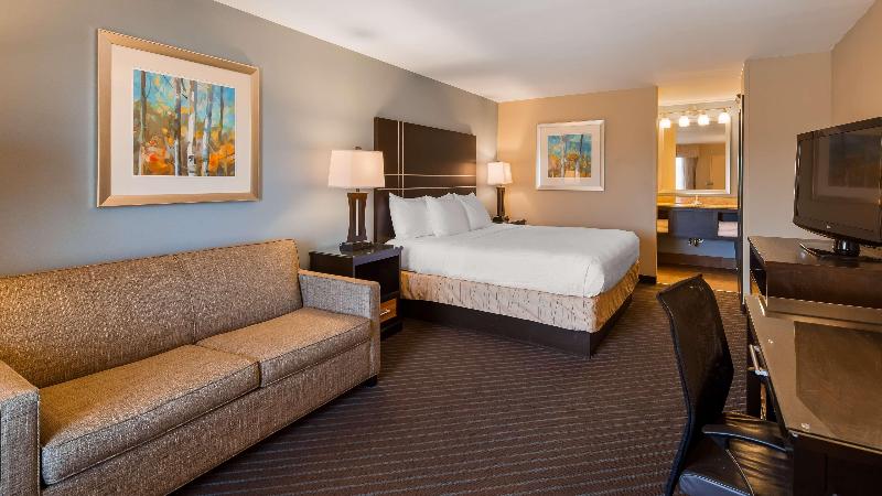 Best Western Newport Inn image