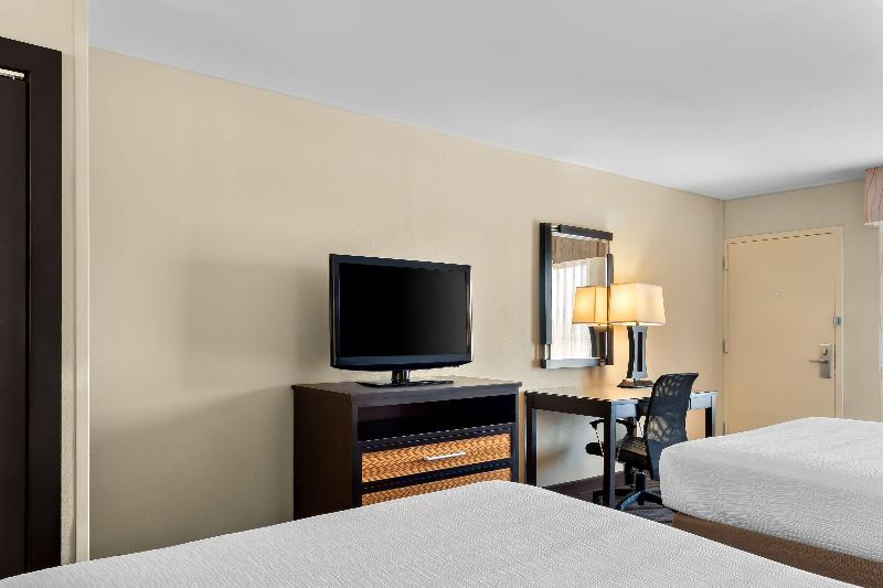 Best Western Newport Inn image