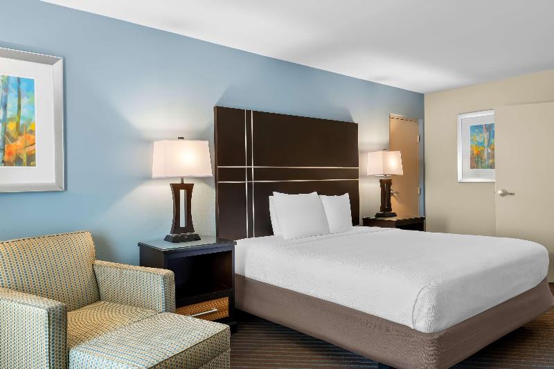 Best Western Newport Inn image