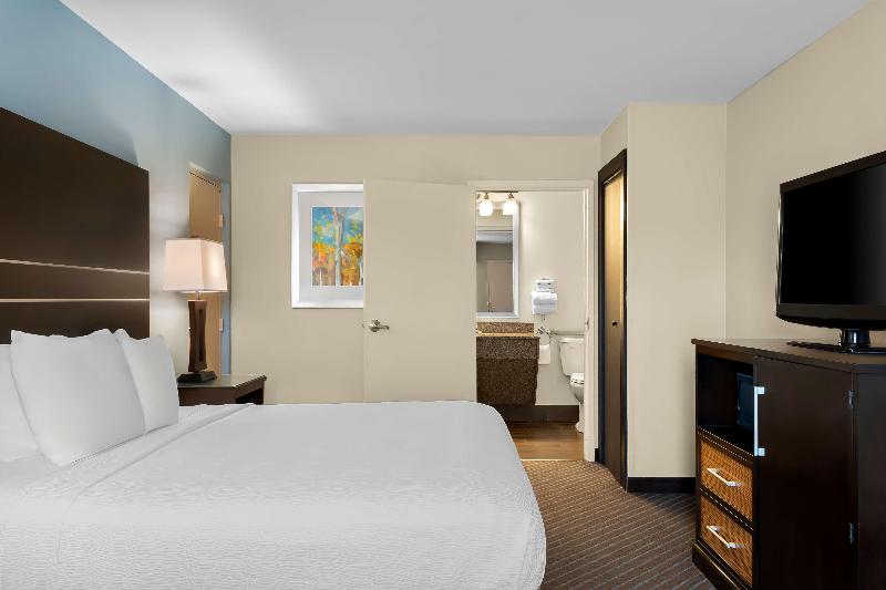 Best Western Newport Inn image